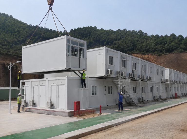 金昌集装箱办公室与工程营地房
